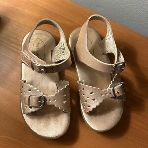 FootMates Girls' Metallic Gold Buckle Sandals